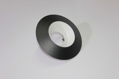 Накладное декоративное кольцо (черное/белое) в светильник серии ROUND-OUT-02/03 and ROUND-IN-03/04 фото 1