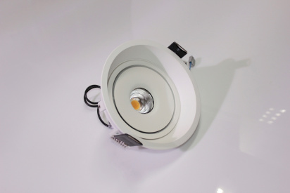 Потолочный врезной светильник ROUND-IN-04-WH-WW (теплый белый свет, белый корпус)  фото 3