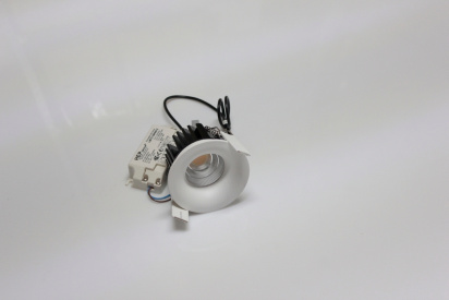 Потолочный врезной светильник ROUND-IN-01-WH-WW (теплый белый свет, белый корпус)  фото 1